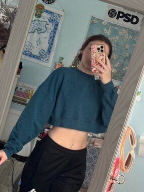 Gymshark Teal Long Sleeve Crop Top